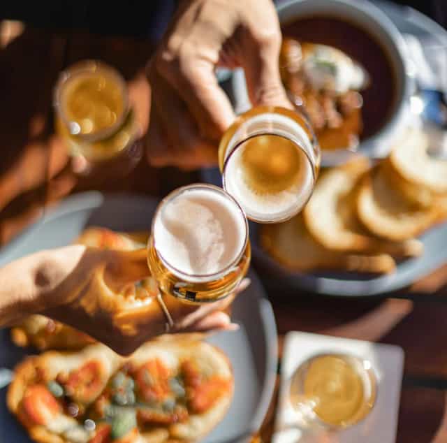 TOP HRANA? DA! VRHUNSKI BAR? O DA!